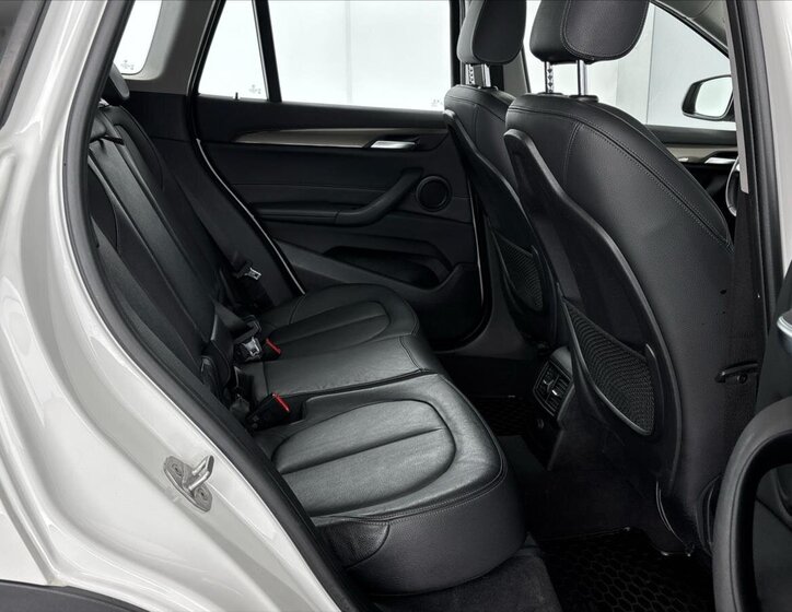 BMW X1 SUV / Terénní 2,0 l 140 kw