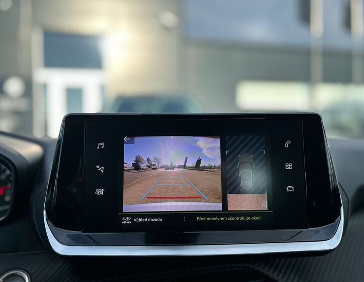 Peugeot 2008 SUV 1,2 l 74 kw