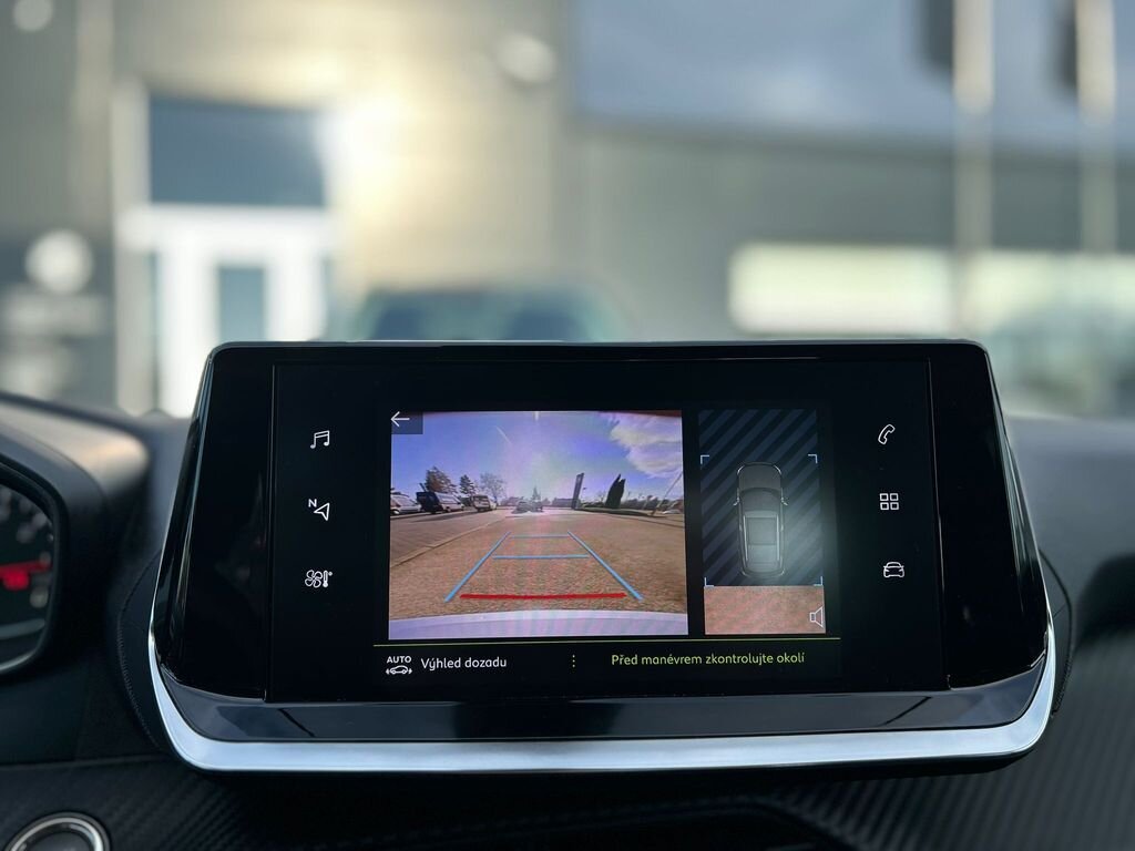 Peugeot 2008 SUV 1,2 l 74 kw