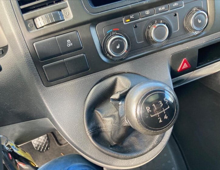 Volkswagen Caravelle 20