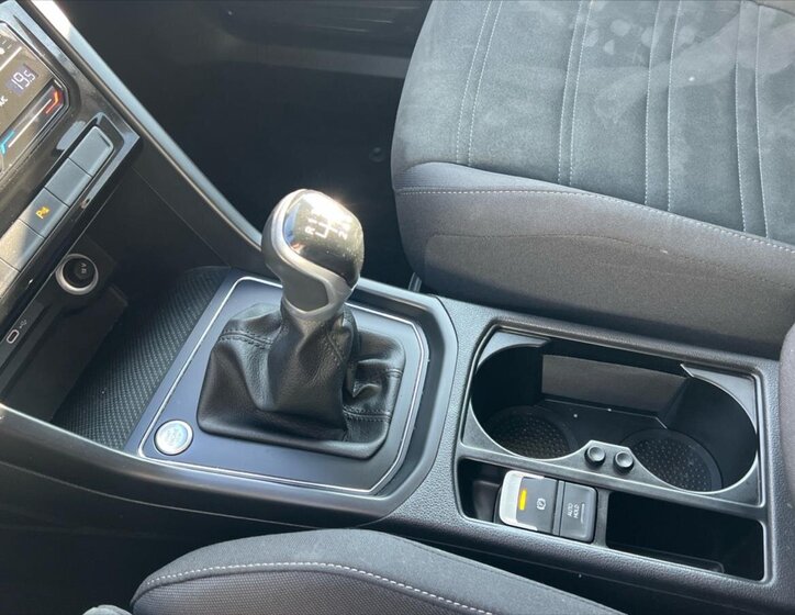 Volkswagen Touran MPV 1,5 l 110 kw