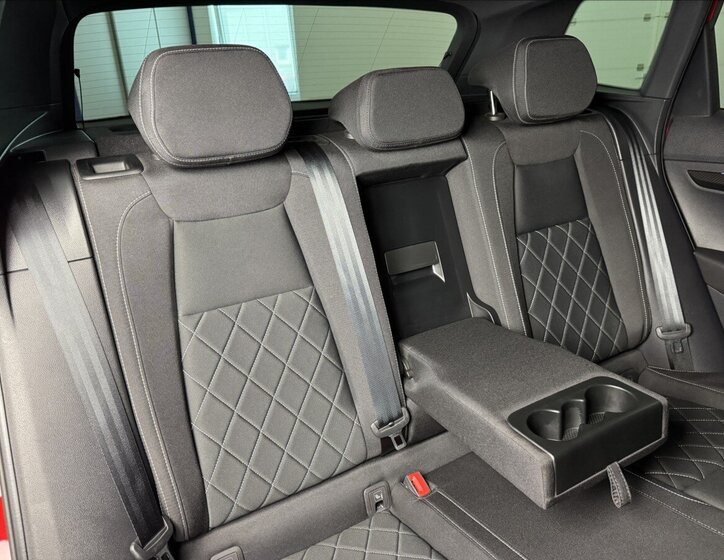 Škoda Karoq SUV / Terénní 2,0 l 85 kw