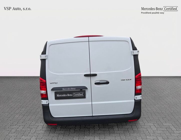 Mercedes-Benz Vito 4