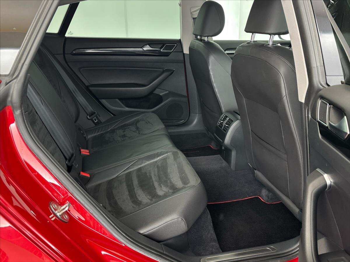 Volkswagen Arteon Liftback 2,0 l 110 kw