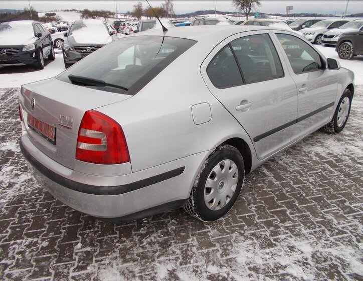Škoda Octavia 10