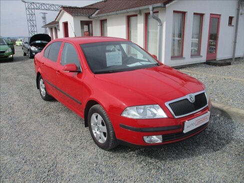 Škoda Octavia Sedan / Limuzína 1,6 l 75 kw