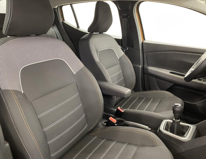 Dacia Sandero Hatchback 999,0 67 kw