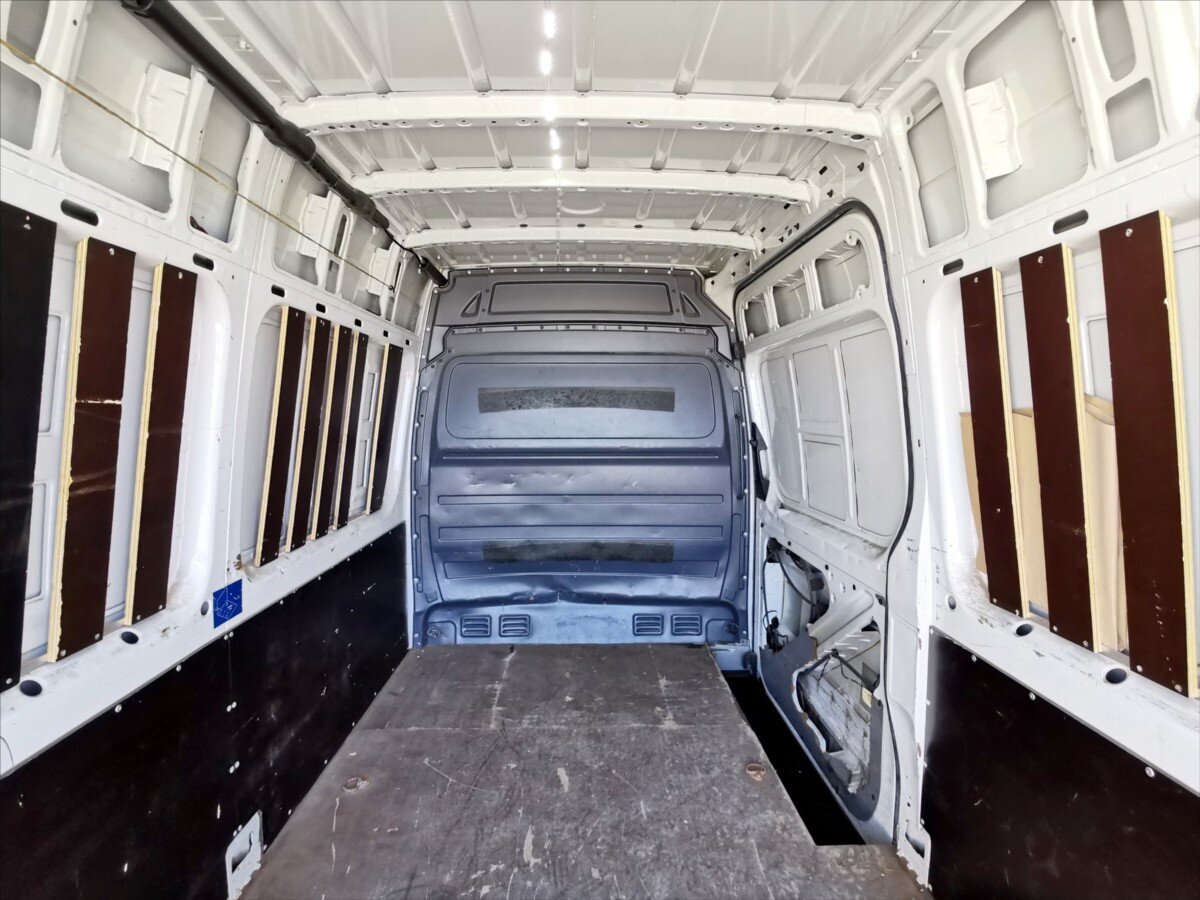 Volkswagen Crafter Ostatní 2,0 l 100 kw