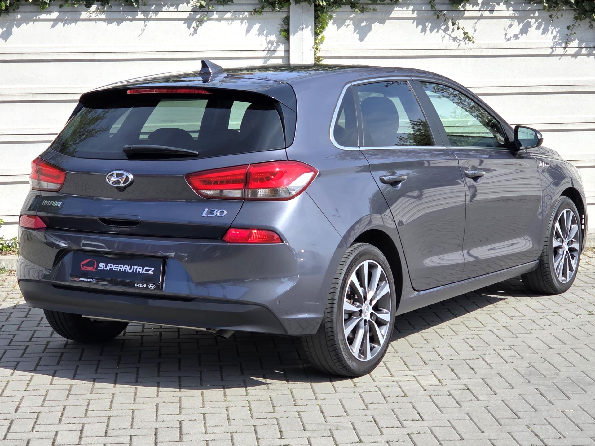 Hyundai i30 Hatchback 1,4 l 103 kw