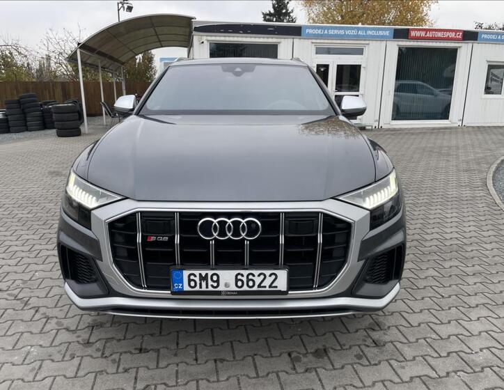 Audi SQ8 2