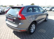 Volvo XC60 SUV / Terénní 2,0 l 110 kw