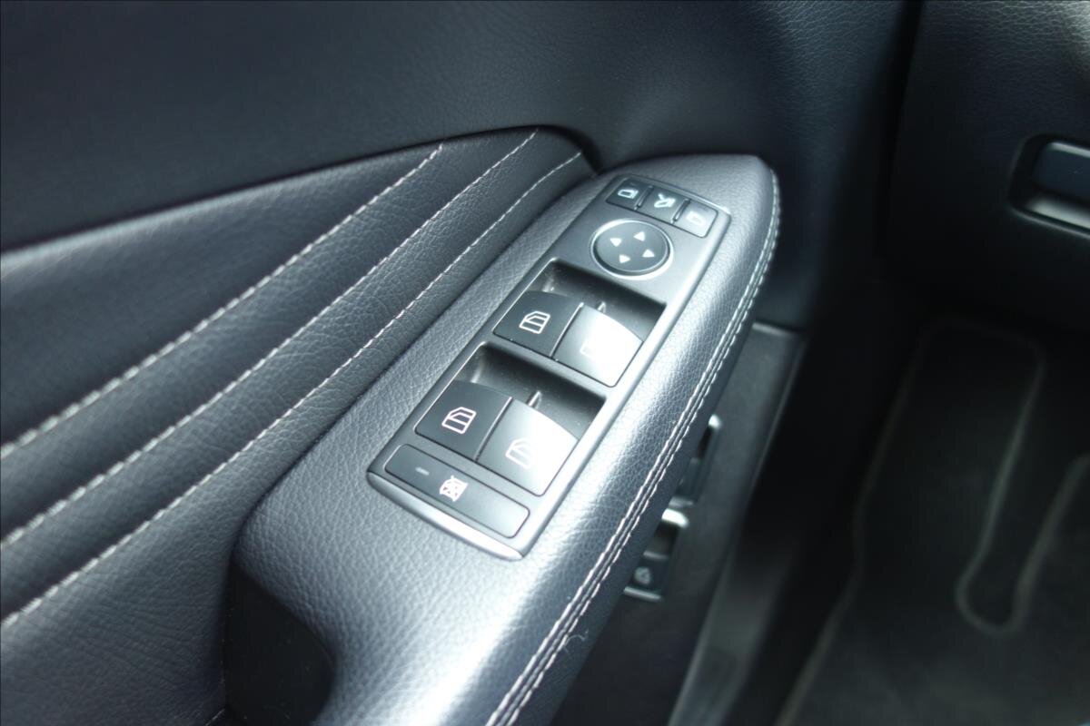 Mercedes-Benz GLE SUV / Terénní 3,0 l 190 kw