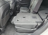 Audi Q7 24