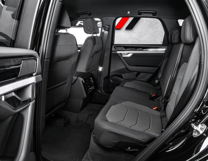 Volkswagen Touareg SUV / Terénní 3,0 l 170 kw