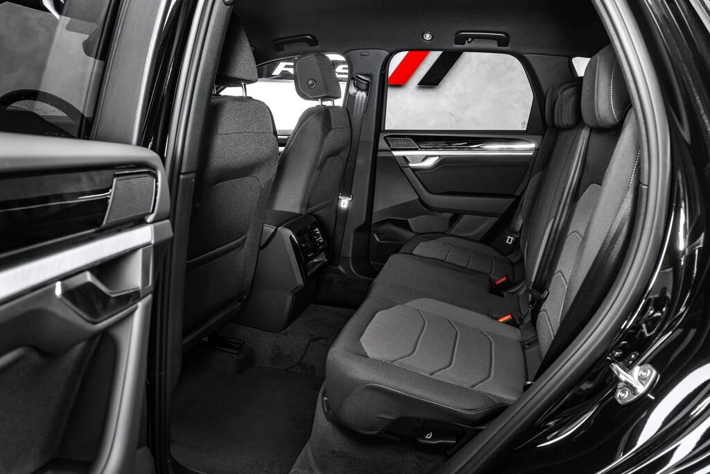 Volkswagen Touareg SUV / Terénní 3,0 l 170 kw