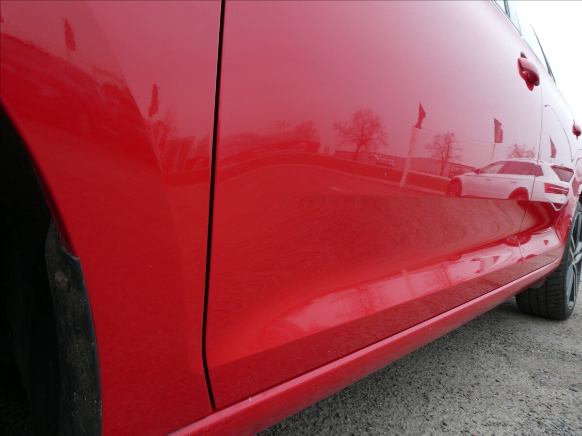 Škoda Rapid Hatchback 1,2 l 77 kw