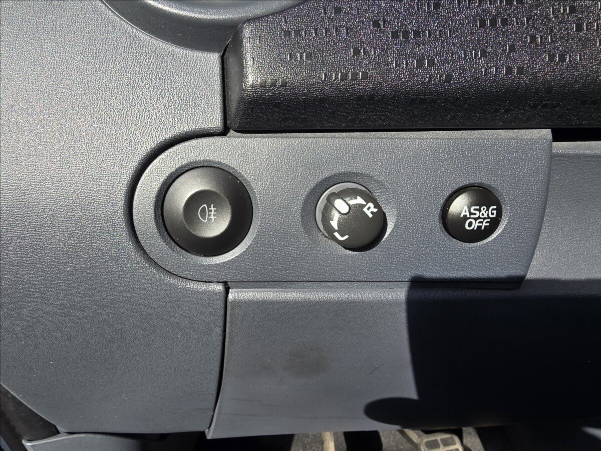 Mitsubishi Colt Hatchback 1,1 l 55 kw