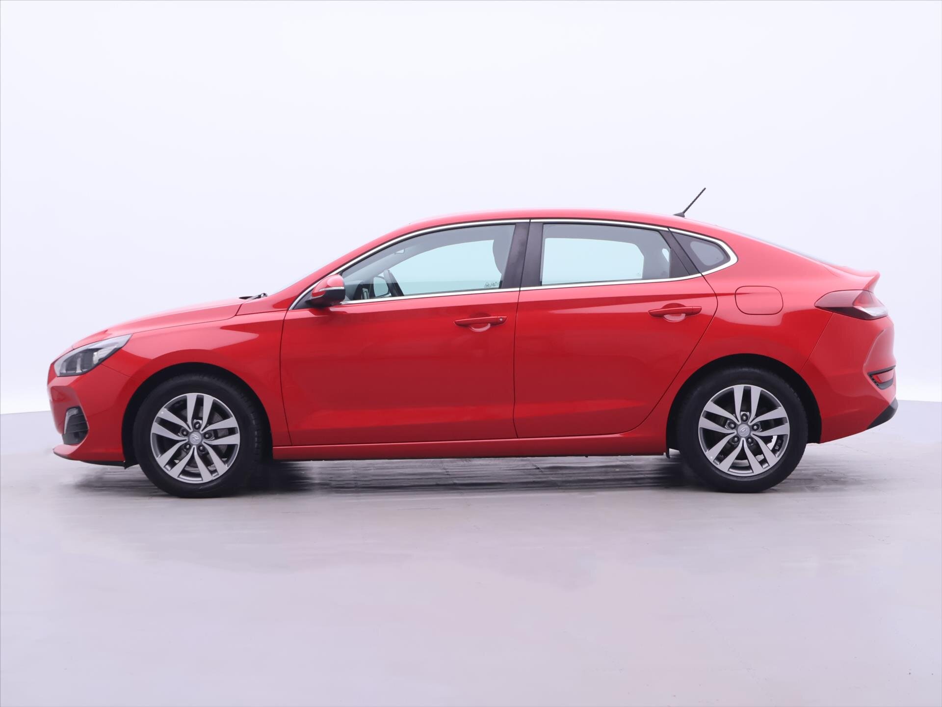 Hyundai i30 Liftback 1,4 l 103 kw