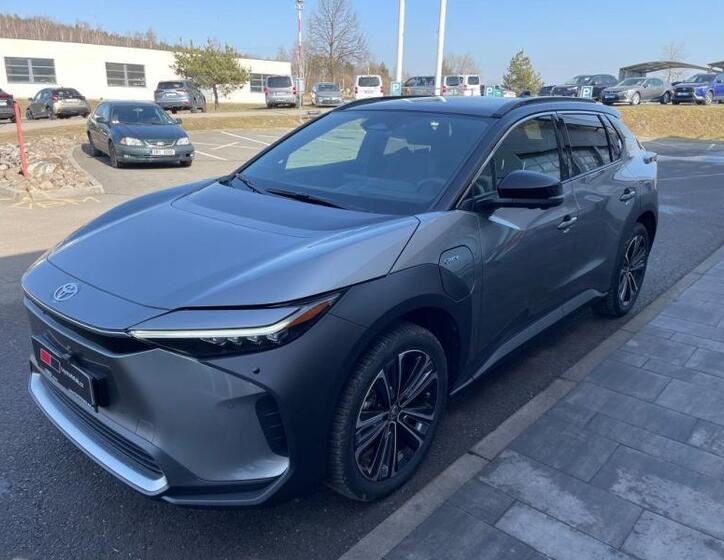 Toyota bZ4X 7
