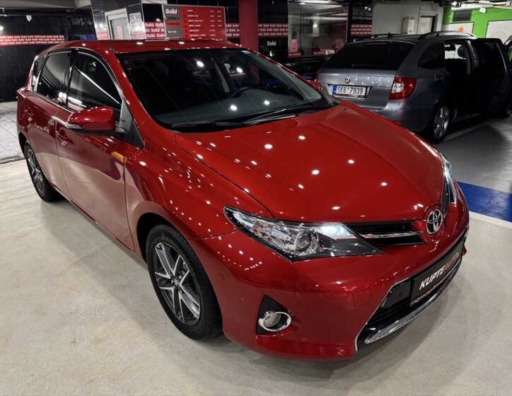 Toyota Auris Hatchback 1,6 l 97 kw