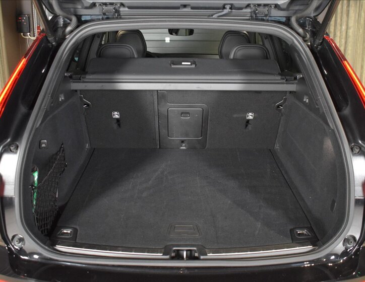 Volvo XC60 SUV / Terénní 2,0 l 184 kw