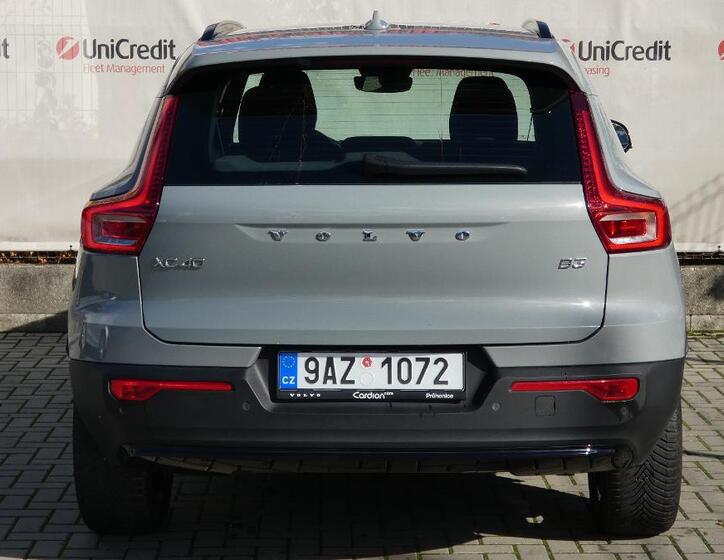 Volvo XC40 4