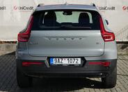 Volvo XC40 4