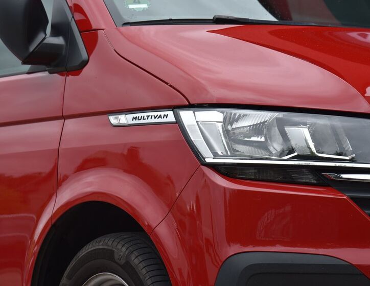 Volkswagen Multivan 5