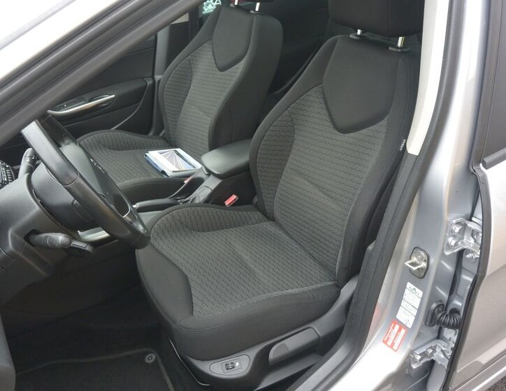 Peugeot 308 Kombi 2,0 l 110 kw