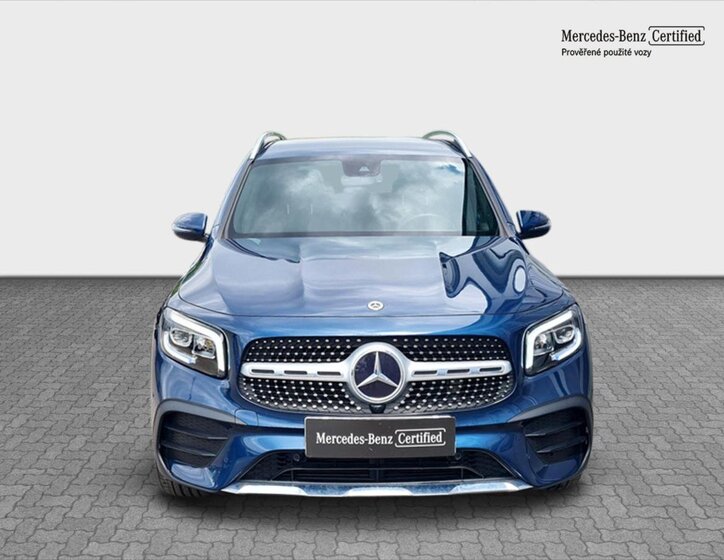 Mercedes-Benz GLB 8
