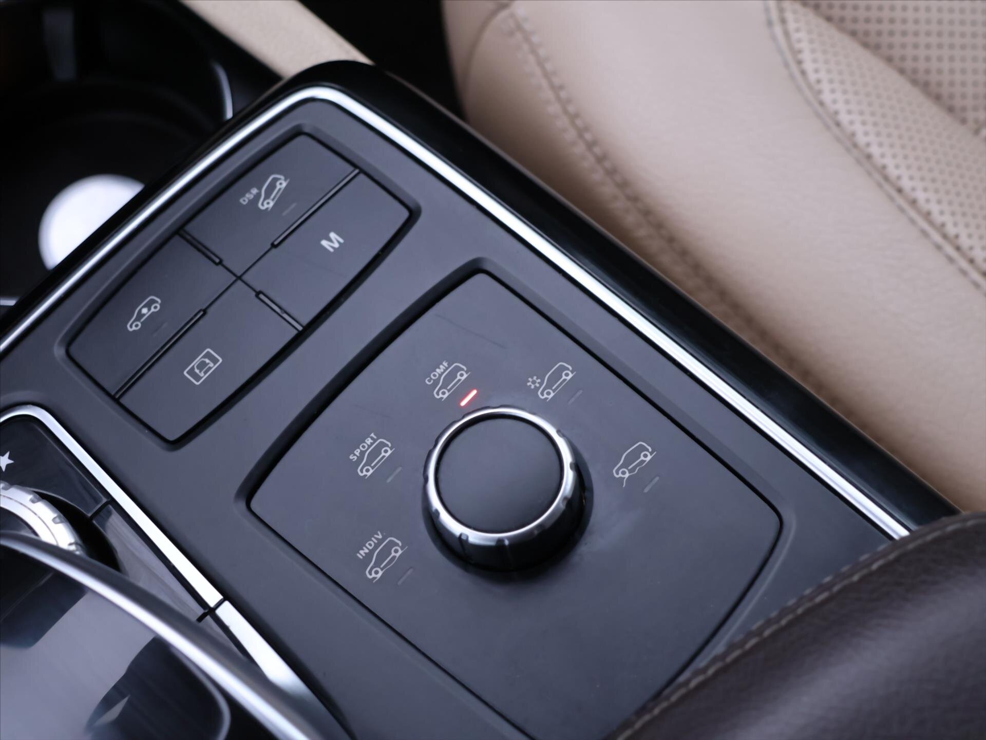 Mercedes-Benz GLE SUV / Terénní 3,0 l 190 kw