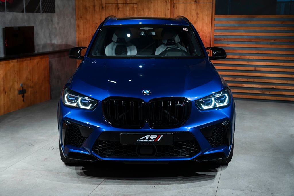 BMW X5 SUV / Terénní 4,4 l 460 kw