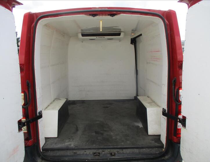 Renault Master 18