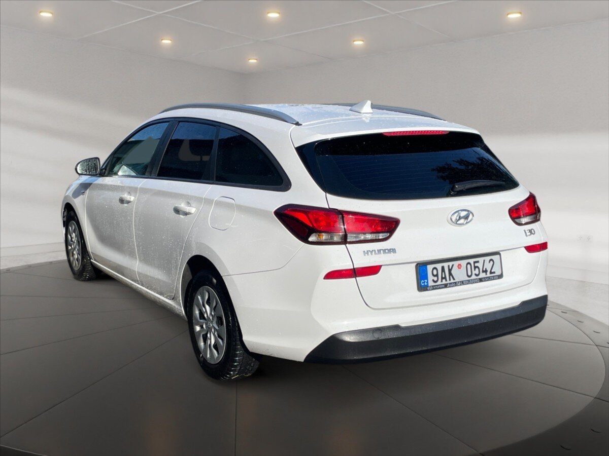 Hyundai i30 Kombi 998,0 88 kw