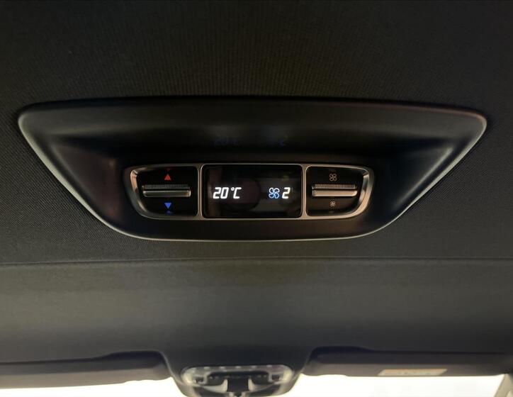 Mercedes-Benz Třídy V 26