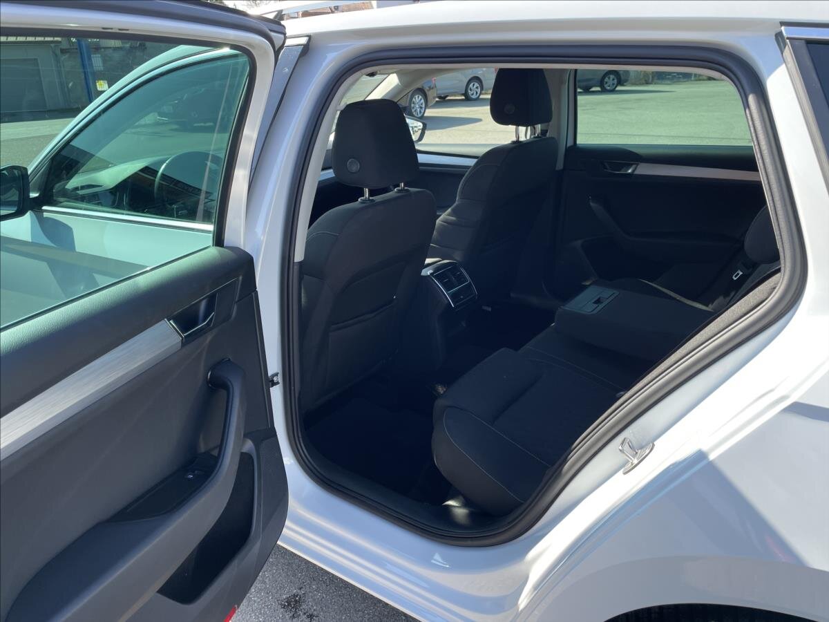 Škoda Superb Kombi 2,0 l 110 kw