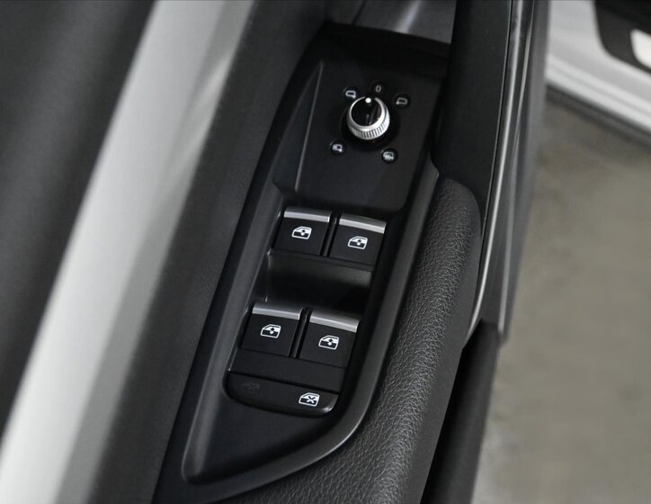 Audi Q5 SUV 2,0 l 140 kw