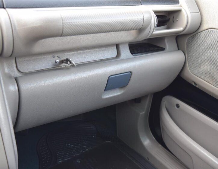 Land Rover Freelander Kombi 2,0 l 71 kw