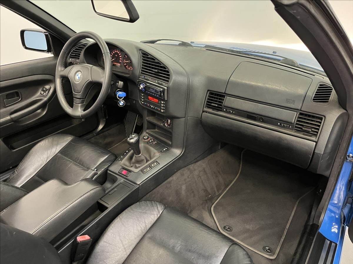 BMW Řada 3 Kabriolet 2,0 l 110 kw