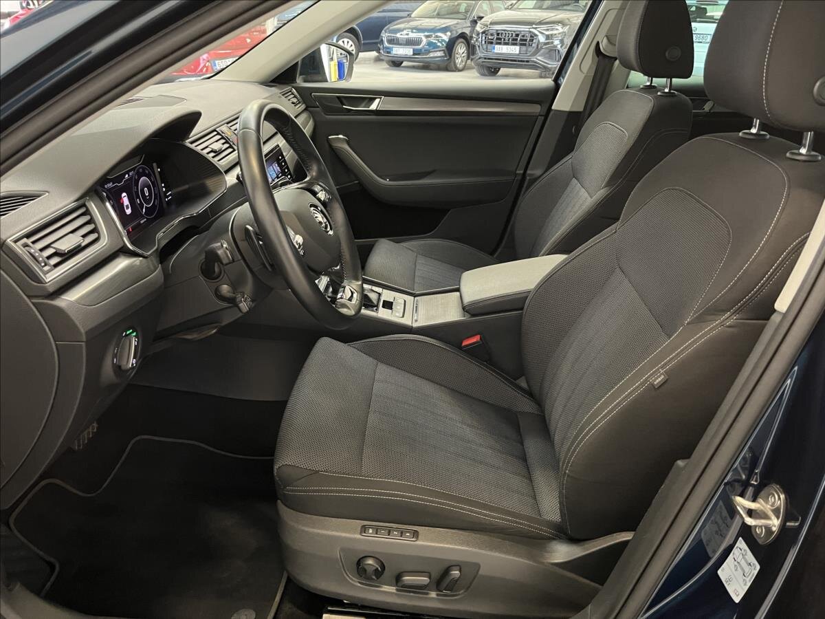 Škoda Superb Liftback 1,4 l 160 kw