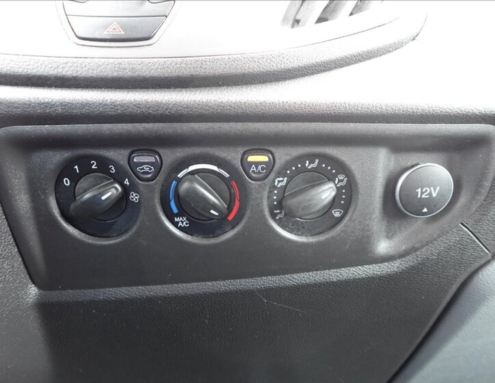 Ford Transit Ostatní 2,0 l 77 kw