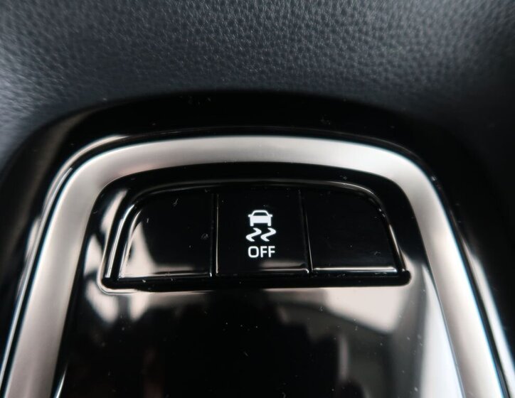 Toyota Corolla Sedan 1,5 l 92 kw