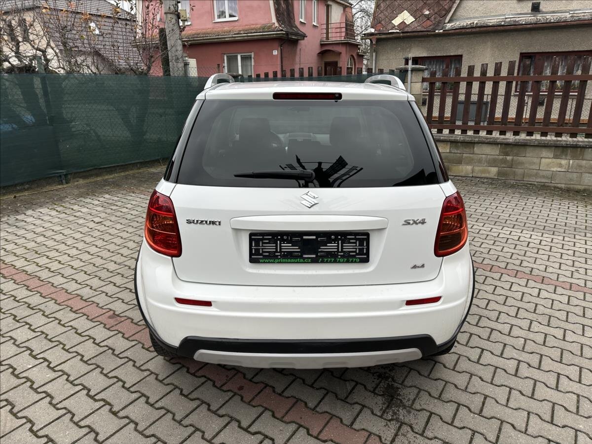 Suzuki SX4