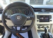 Volkswagen Passat Kombi 1,6 l 88 kw