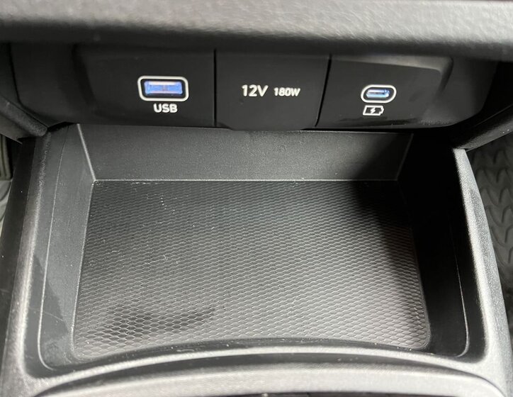 Hyundai i10 Hatchback 998,0 46 kw