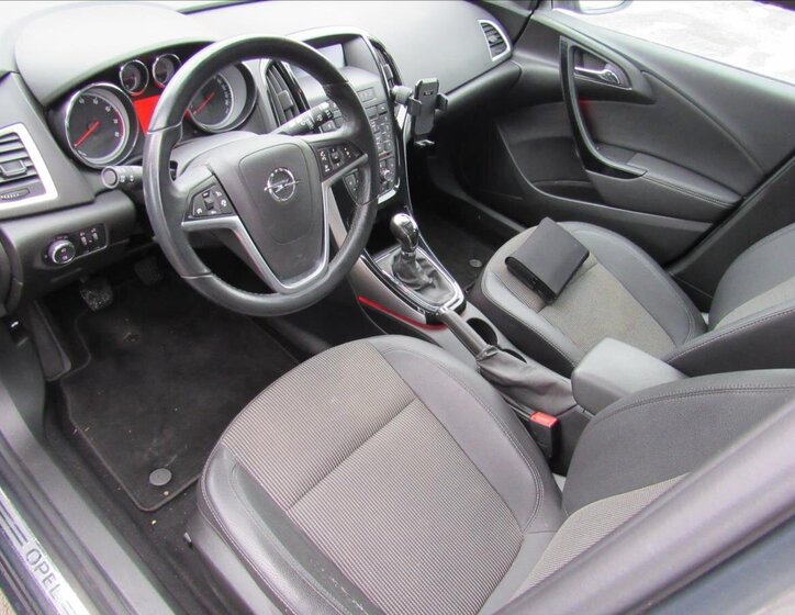 Opel Astra Hatchback 1,4 l 103 kw