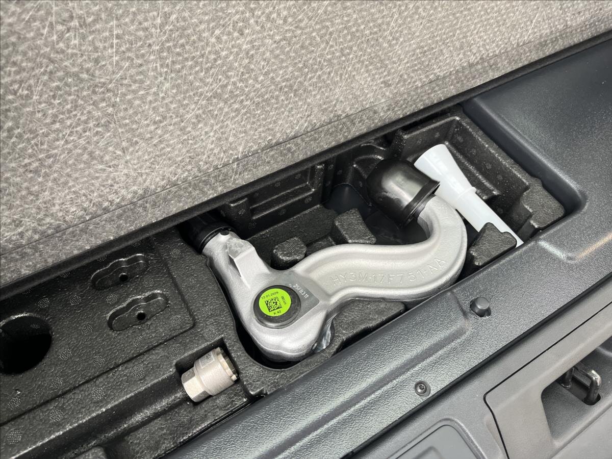 Land Rover Discovery SUV / Terénní 3,0 l 184 kw