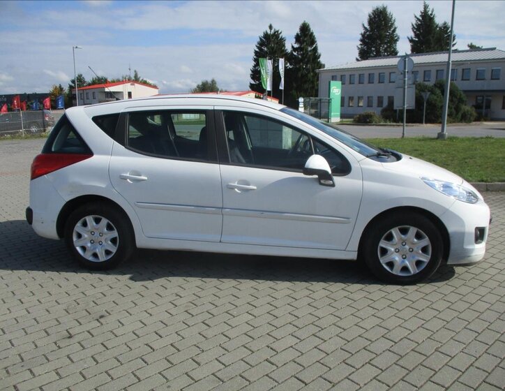 Peugeot 207 5