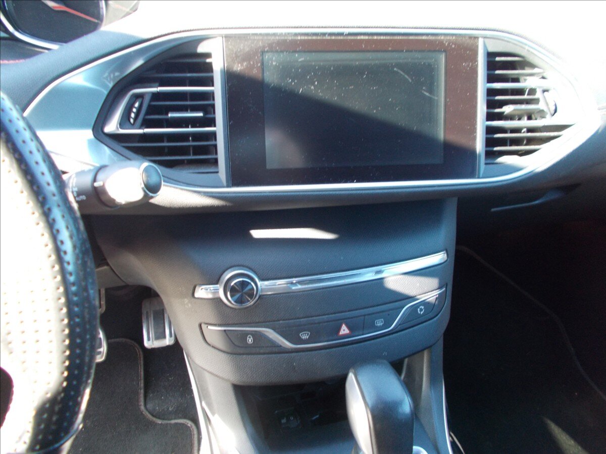 Peugeot 308 Kombi 2,0 l 133 kw