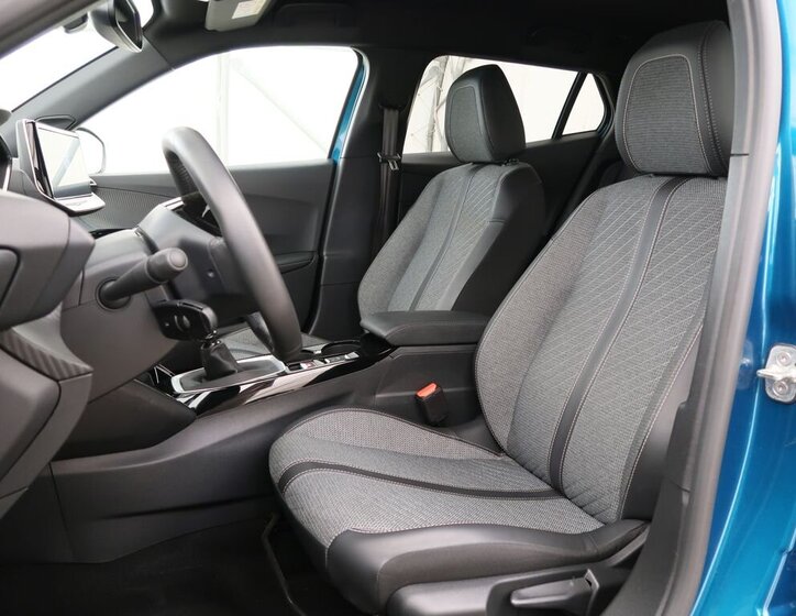 Peugeot 2008 SUV / Terénní 1,2 l 74 kw